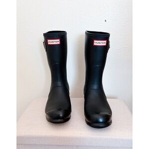 Hunter Women’s Original Short Rain Boots Size 8